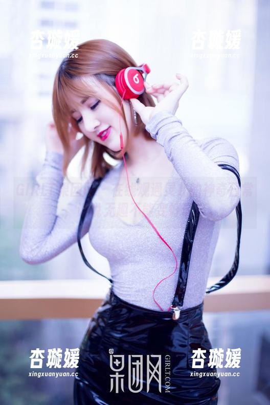 GIRLT果团网 - 在线观通灵儿的神奇日常，谁说无趣不能变好玩？