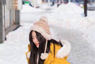 IMiss爱蜜社 – 裸足的诱惑，小丽莎萌萌哒的写真好像有点越界了！