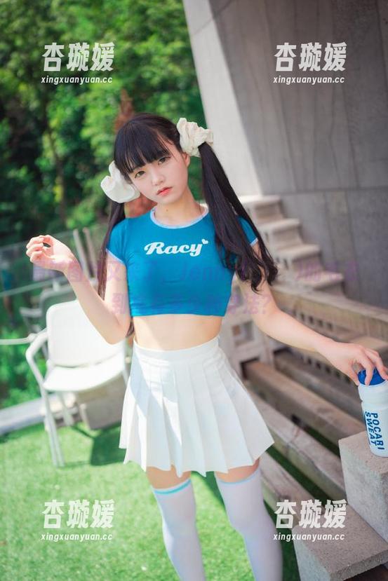最新图片又来了，Jenny(정제니)的毛衣到底有多少种穿法？