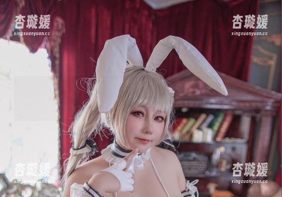 KANEKO咔喵的狐狸巫女图包上线，下载走起！当狐狸遇上巫女，会产生什么火花呢？