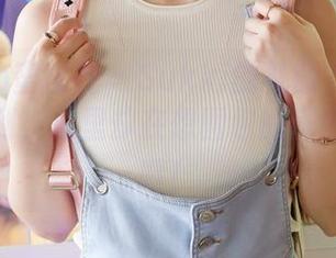 MiiTao蜜桃社 – Sukki的礼服？嘴巴上说是福利，心里却在想图包的深度呀，嘿嘿！