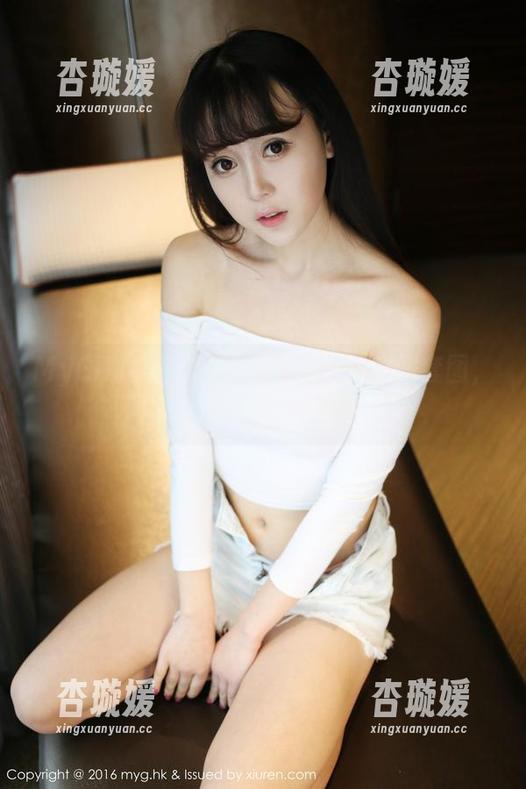MyGirl美媛馆 - 唐琪儿的OL制服套图，办公室瞬间变成了秀场吗？