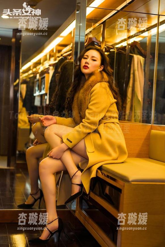 TouTiao头条女神-JennyR TouTiao头条女神 - JennyR健身无圣光,真实之美就在这组套图里