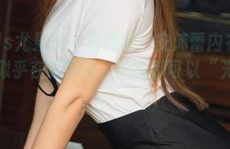 UGirls尤果网 – 最新哦！安沛蕾内衣写真集，似乎在跟你说，一切都可以“光明正大”。