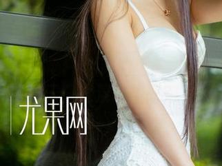 UGirls尤果网 – 易阳的夏天图集：谁说夏天只能混吃等死？