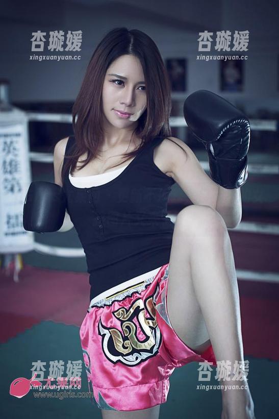 UGirls尤果网 - 更新不孤独，黛斯羽的女孩图片又来了！