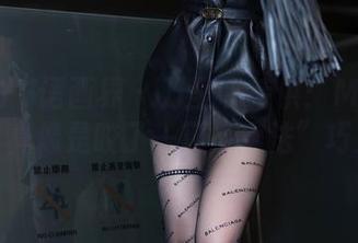XIAOYU语画界 – 万圣节特供：Miko酱吖的写真像是咬了一口“魔法”巧克力？