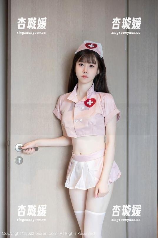 Xiuren秀人网 - 美丽过剩，但qiQi的腿依旧让我不得不关注，合集来了！