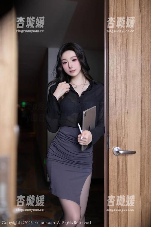 Xiuren秀人网 - 突然又想到了小夕Kitty的白丝，最新图库真是神奇。