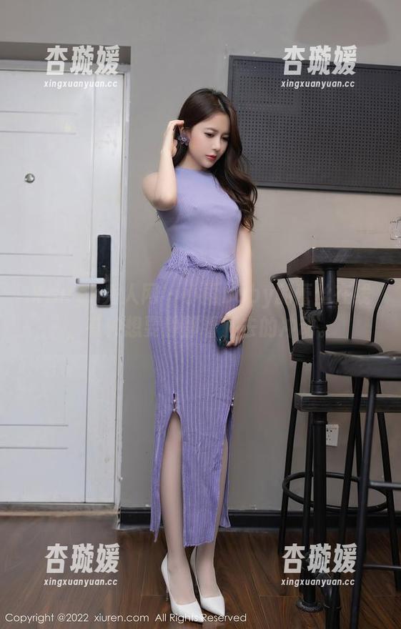 Xiuren秀人网-小雨baby Xiuren秀人网 - 小雨baby的蕾丝在线,有种想要静静看下去的冲动。