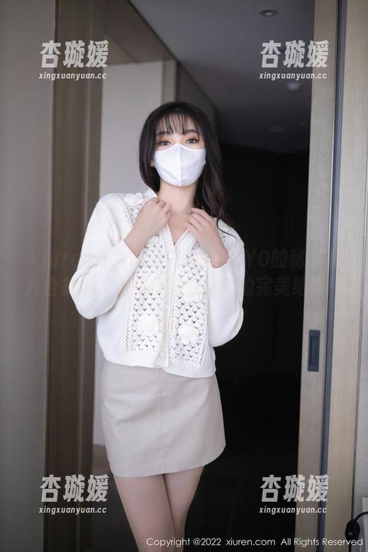 Xiuren秀人网 - 在悠悠YOYO的秘书照片合集里，工作与美好视角的完美结合！
