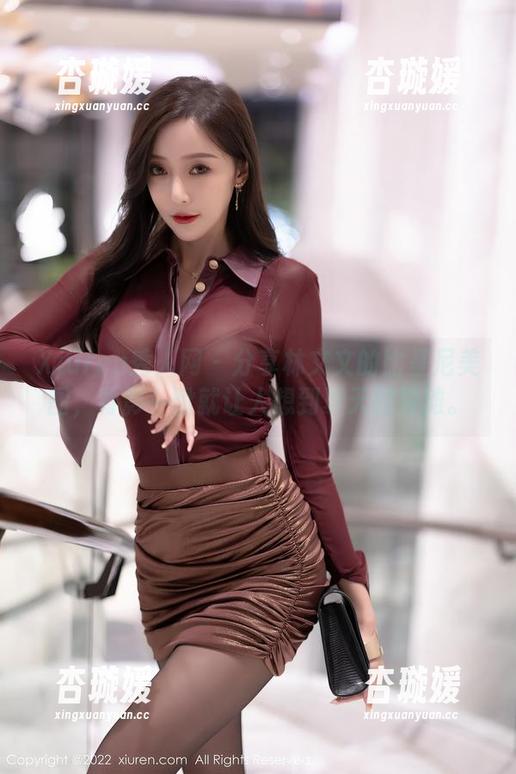 Xiuren秀人网-林文文 Xiuren秀人网 - 分享林文文的比基尼美图,背影一瞅就让人想到夏天的海滩。