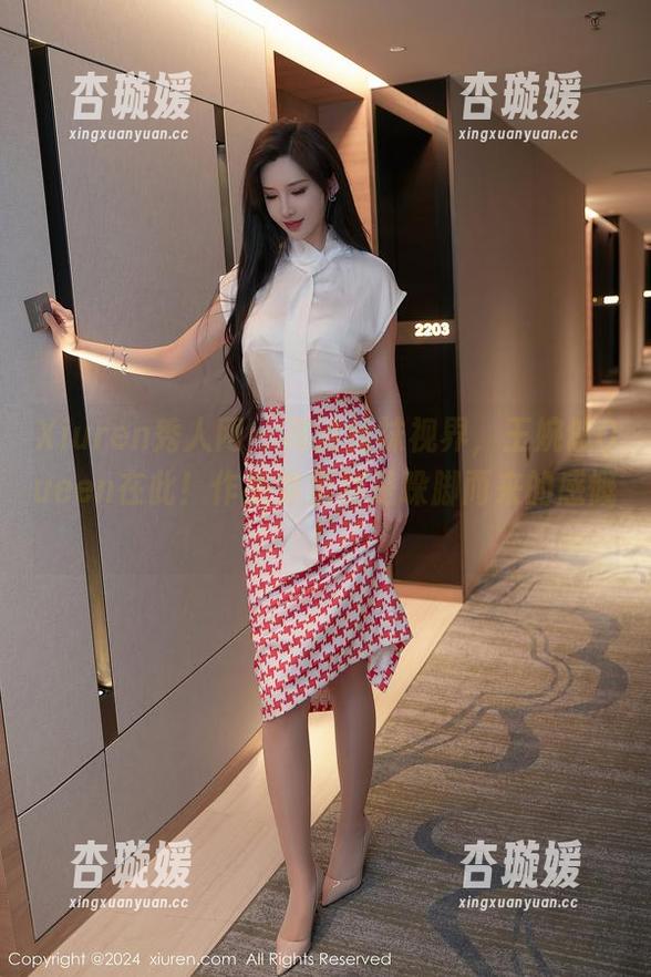 Xiuren秀人网 - 高清丝袜视界，王婉悠Queen在此！作品集里尽是跺脚而来的感慨！