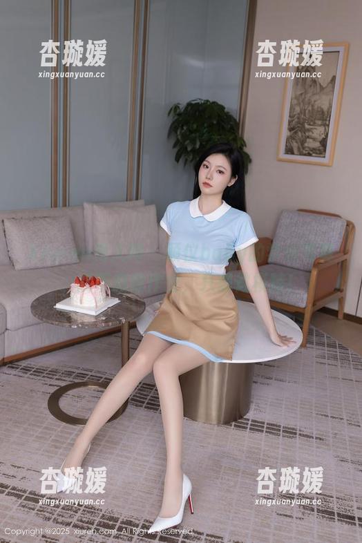 Xiuren秀人网 - 颖仪baby的学妹写真：我不想做作业，只想做模特！