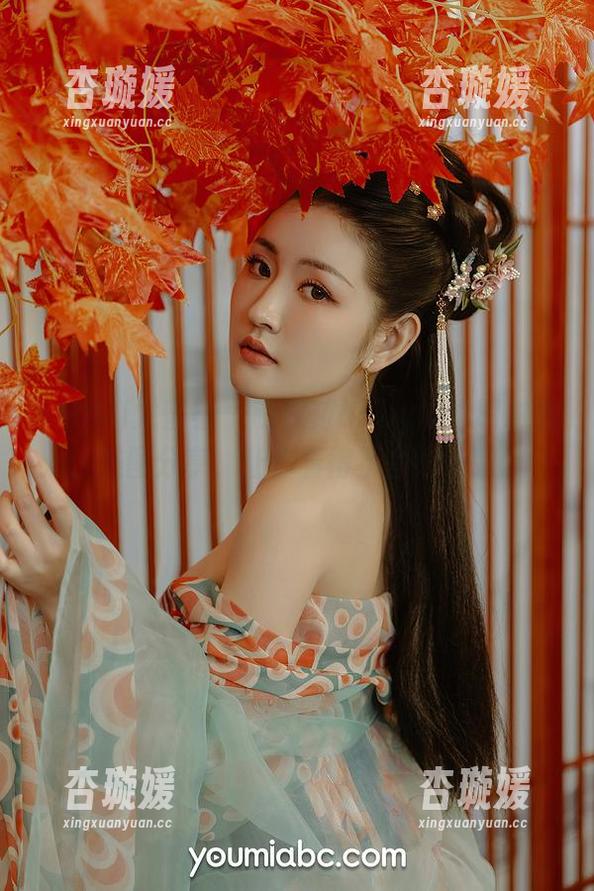 YouMi尤蜜荟 - 萌汉药baby的透明时光：美图分享，让你看得不舍得眨眼。