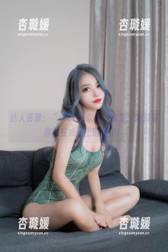 达人资源：“eloise软软”女友，绝对值得放在桌面上的佳作！