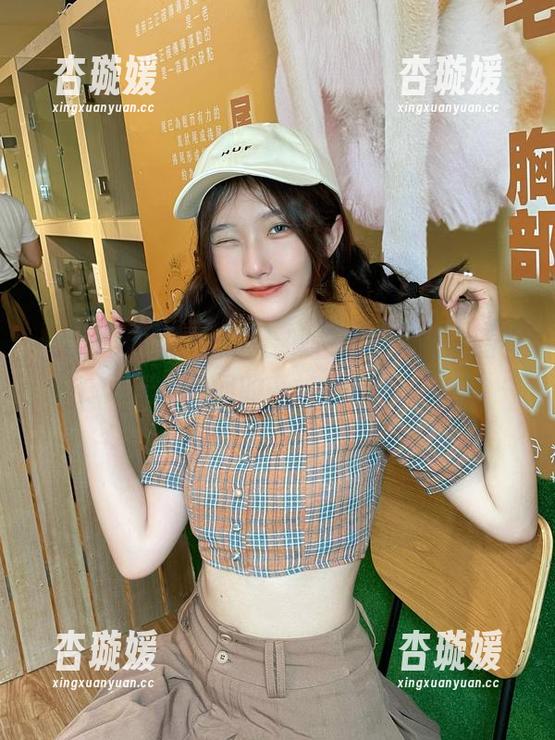 roroki骷髅姬 roroki骷髅姬的天台图包,行走在幽暗与光亮之间的奇妙体验吧!