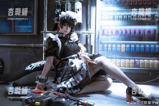 就算只是看个w百合欧皇子w的美脚资源，我的心情也开始走偏了…