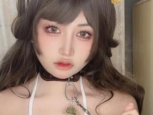 能打又能笑的“一笑芳香沁”，cos一拳超人让人忍俊不禁，快来下载吧！