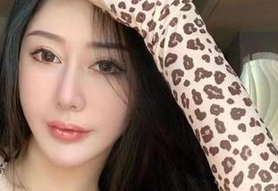 微密圈 – 不爱笑的赛琳兔女郎：免费灵感，点击下载就够了！