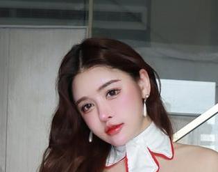 微密圈 – 神秘巫女？哦不，是于芷晴私房风格的美图！