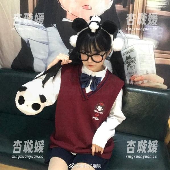 佳佳好难啊的套装：你确定她没偷偷把猫放进去原图里吗？