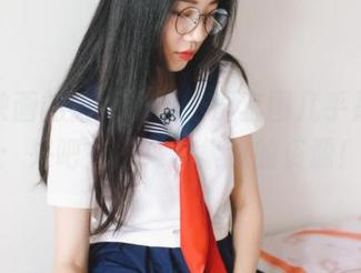 兔玩映画的白贞制服，那套图几乎是在说：来吧，快来收集我的资源！