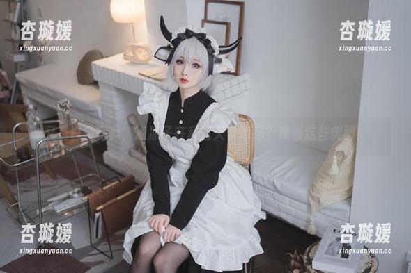 又是白色写真，凉凉子在和蓝天争艳吗？快看这些美图！