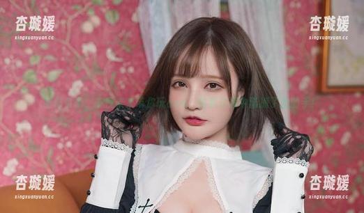 柴郡电子，千夜未来带你玩cos，拍照过程中猫抓了我的手！