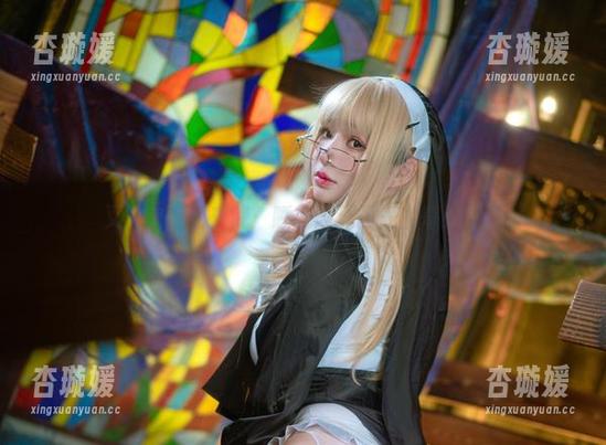 叉子宝宝 叉子宝宝的夜晚:睡衣与无圣光的奇妙碰撞