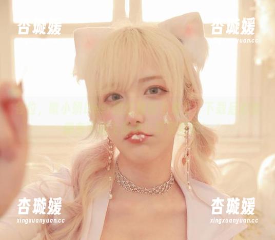 啾小妍Deer 各位,啾小妍Deer的红裙图包来了,下载后心情都有可能飞起来!真没夸张!