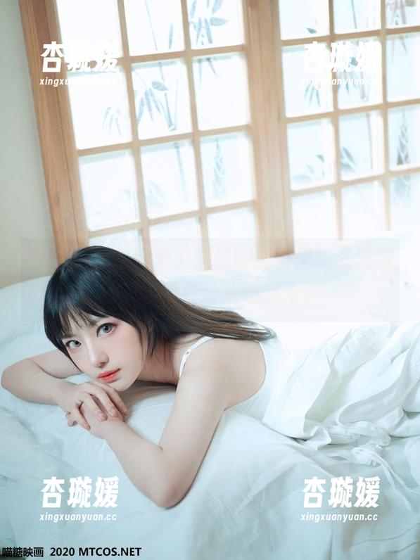 喵糖映画 - 她来了，最新美图里的蠢沫沫，温柔得快让我烧起来！