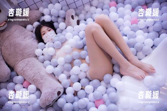 大梨子不是御姐 下载大梨子不是御姐“吾妻”全集,这年头谁还需要现实伴侣呢?