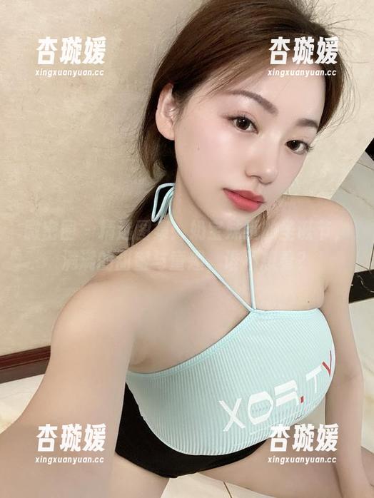 微密圈 - 精选图集：奶宝妹纸的圣诞节，满满的甜蜜与童趣，谁不想看？