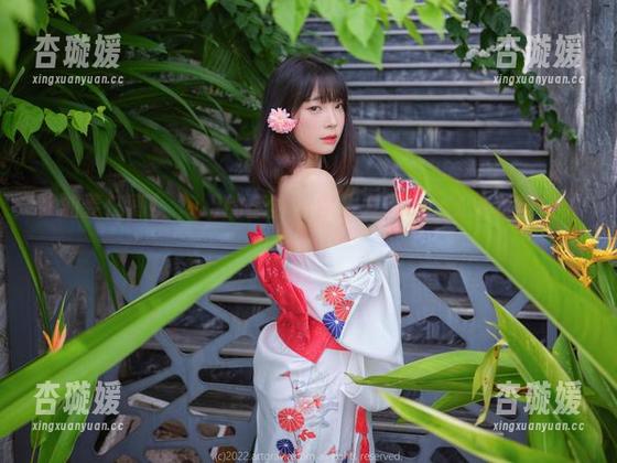 参加姜仁卿(강인경)的盛宴，你会发现cos比大餐更让人嘴馋！