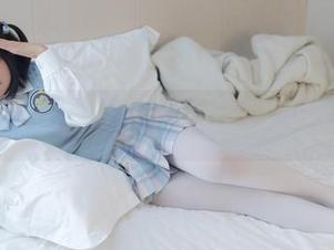 少女秩序 – 看小葵的眼镜作品集，我脑海里开始闪现一些画面了。