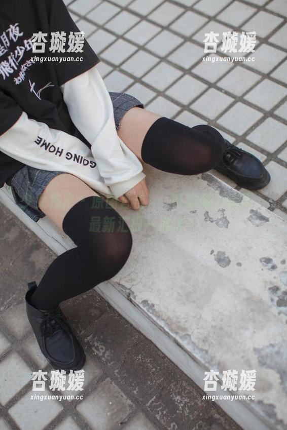 少女秩序 - 原图直击，晞可的秘书情怀，最新汇报一波波！