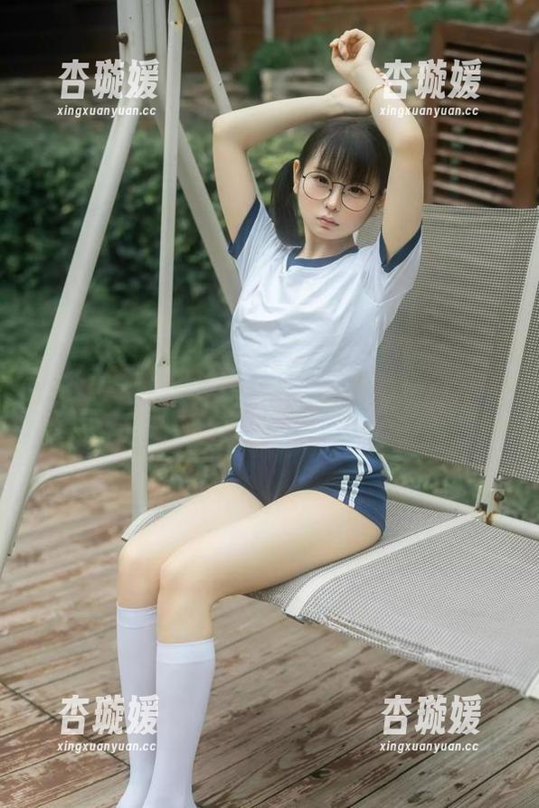 幼水铃衣 原图出炉!幼水铃衣的双马尾,怎么看都有点俏皮!