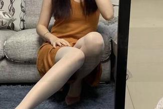 微密圈 – 终于出新了！提袜少女最新写真集，微信朋友圈不仅要刷，还要LOOK！