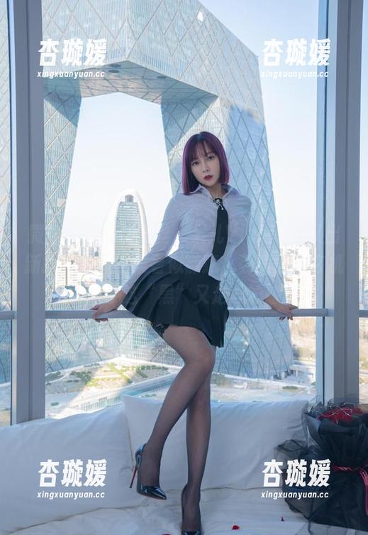 果儿Victoria 微密圈 - 酒店黑丝,果儿Victoria又出新招!最新图集看似随意,其实暗藏玄机……为了这“黑”又走心的感觉。