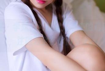 果团网 – 学妹们，松果儿带来的最新图册，注意力全在你们身上。