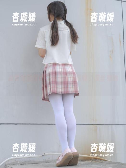 森萝财团图册：80D灰丝踩物，灰丝和地板的无声对话！