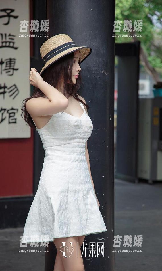 爱尤物-孟十朵 爱尤物 - 厨娘情怀:孟十朵的私拍图包,洗手做羹汤