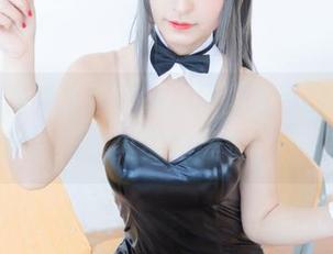值勤中的神乐坂真冬，原图展示的毫无滤镜，真实感爆表！