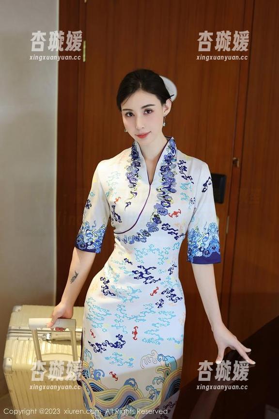 秀人网 - 翩翩起舞的婚纱套图精选，双笙Alina的气场比我的咖啡还强！