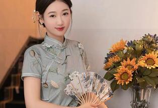 秀人网 – 叹气，可乐Vicky白色美图太能吸引了，下载后完美无瑕。