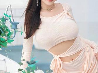 秀人网 – 白甜在豹纹间的舞动，无圣光的写真也能引人遐想。
