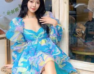 秀人网 – 先看美足再评，总是怕自己“看走眼”，章芃芃的美图合集