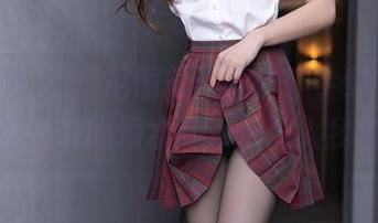 秀人网 – 比基尼图册：跟艺轩学穿衣，如何悄悄说服海水和沙子加入我们！