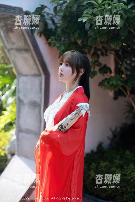 秀人网-葛征净高184cm 秀人网 - 把黑白变得更私密,葛征净高184cm写真越拍越迷